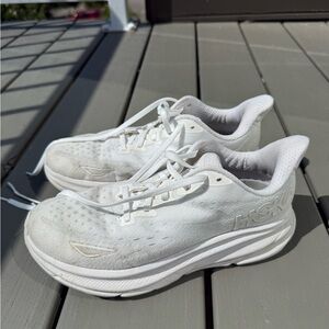 Hoka Clifton 9